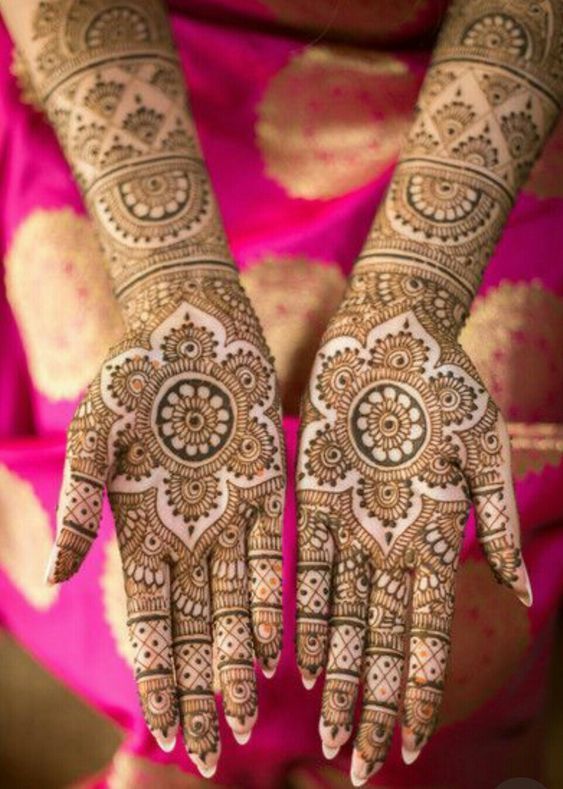 Traditional Paisley karwa chauth mehandi design